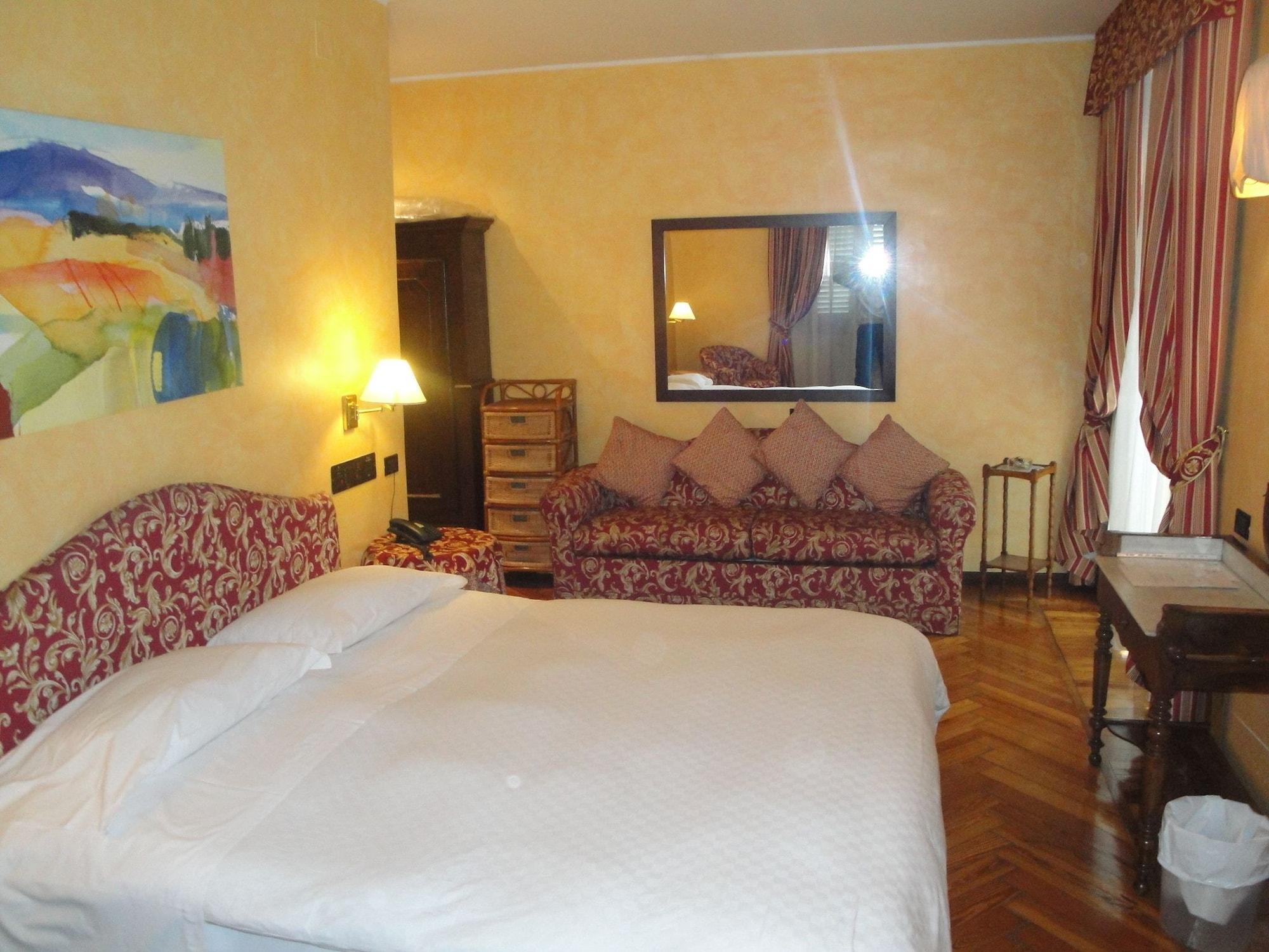 Due Mondi 3* Turin